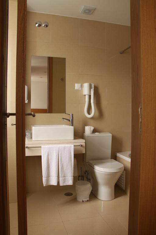 Hotel Zenite Angra do Heroismo Room photo